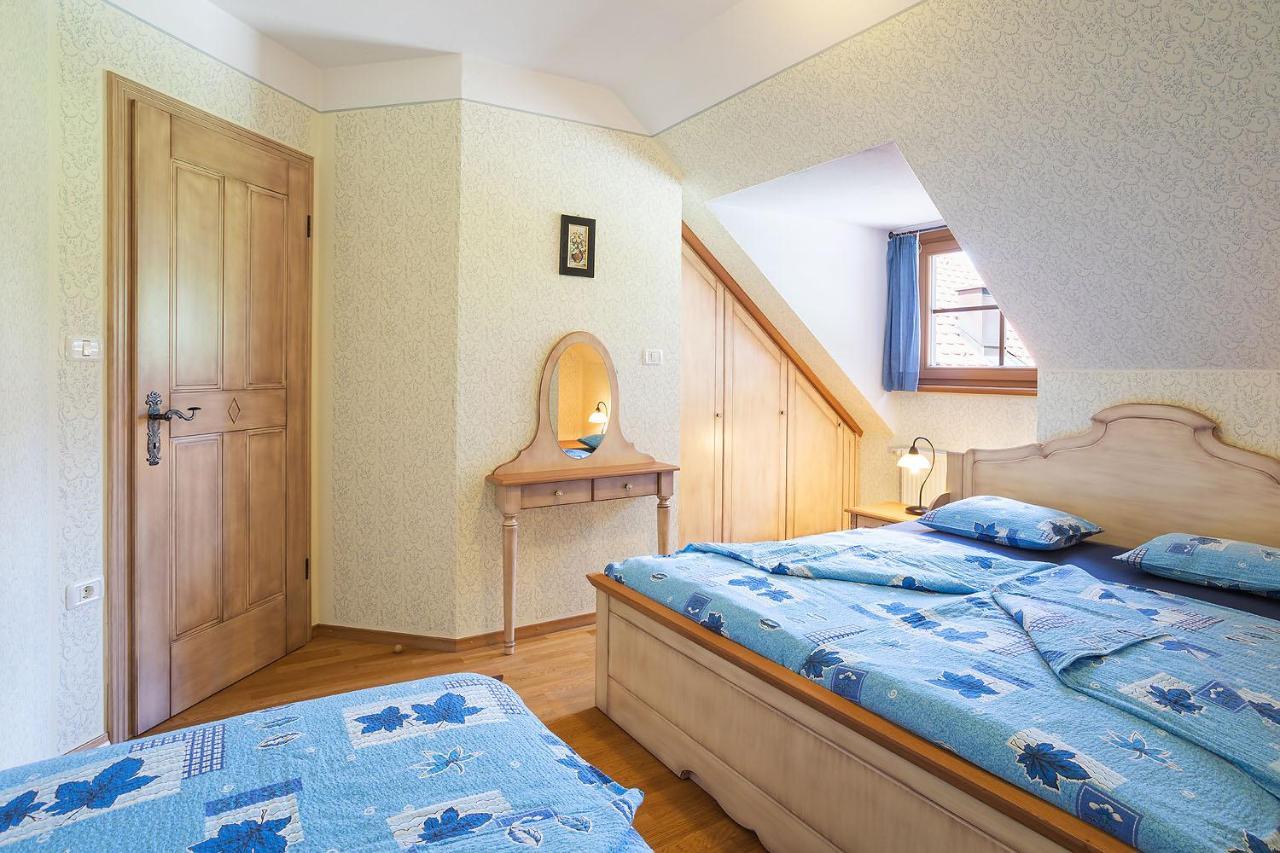 Apartments Tourist Farm Matijovc Naklo Kültér fotó