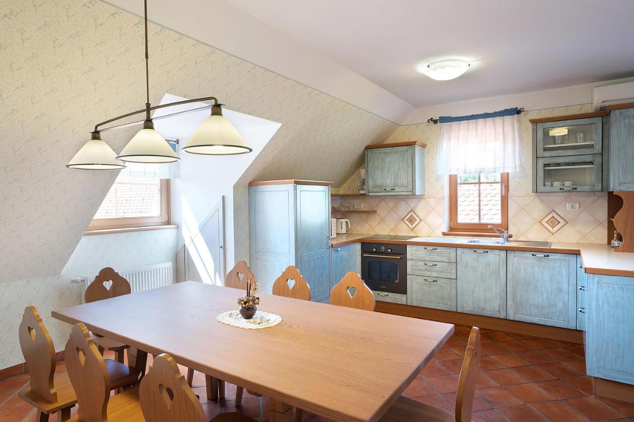 Apartments Tourist Farm Matijovc Naklo Kültér fotó