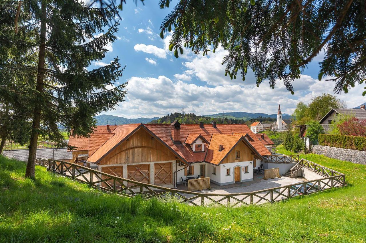 Apartments Tourist Farm Matijovc Naklo Kültér fotó