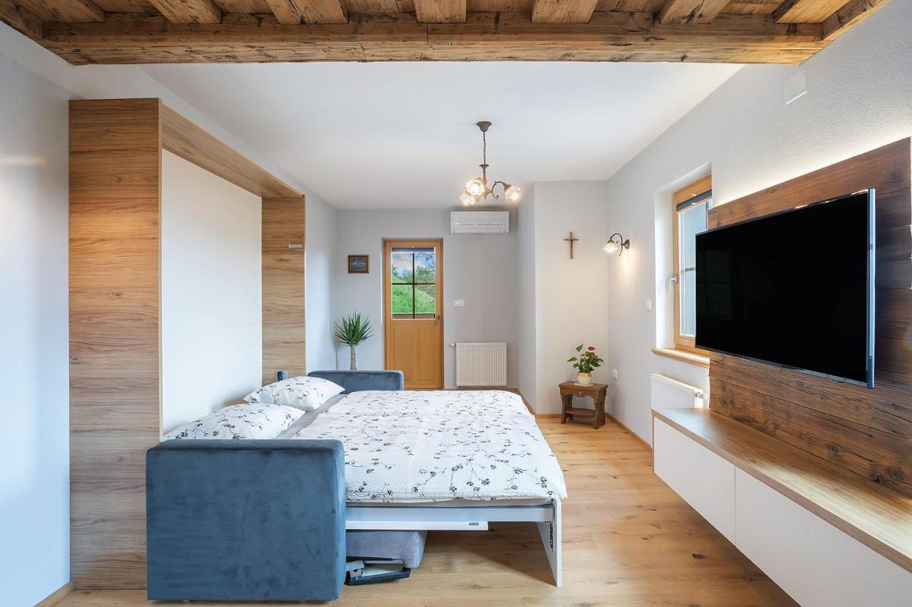 Apartments Tourist Farm Matijovc Naklo Kültér fotó