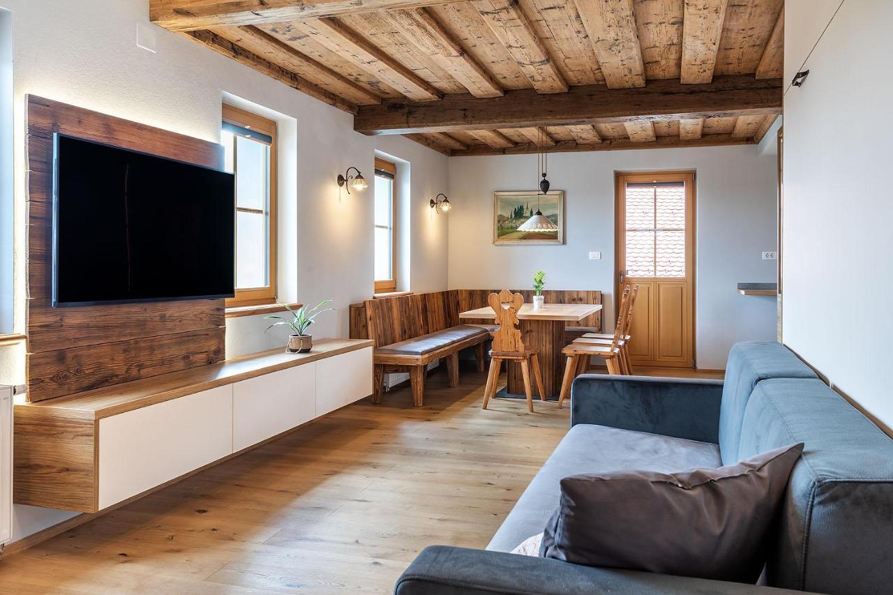 Apartments Tourist Farm Matijovc Naklo Kültér fotó