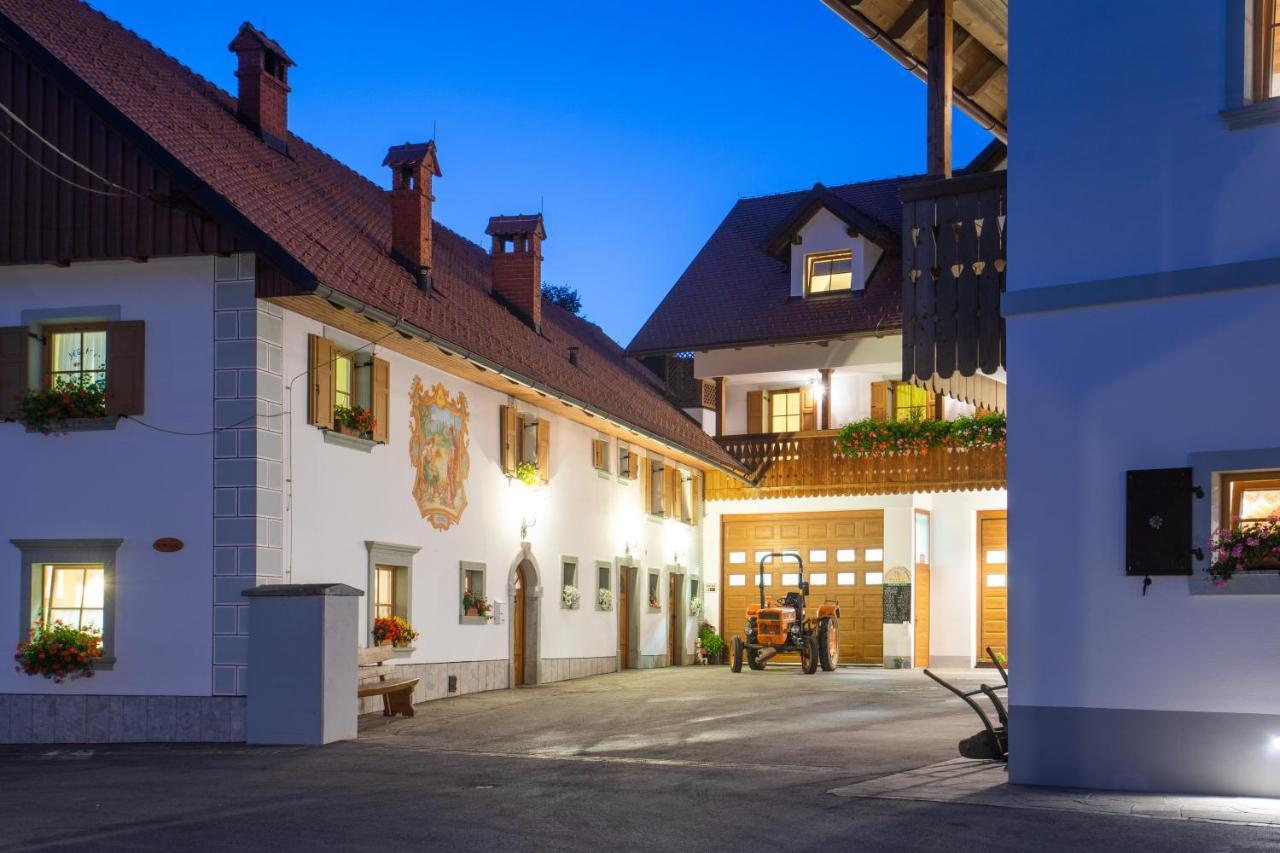 Apartments Tourist Farm Matijovc Naklo Kültér fotó